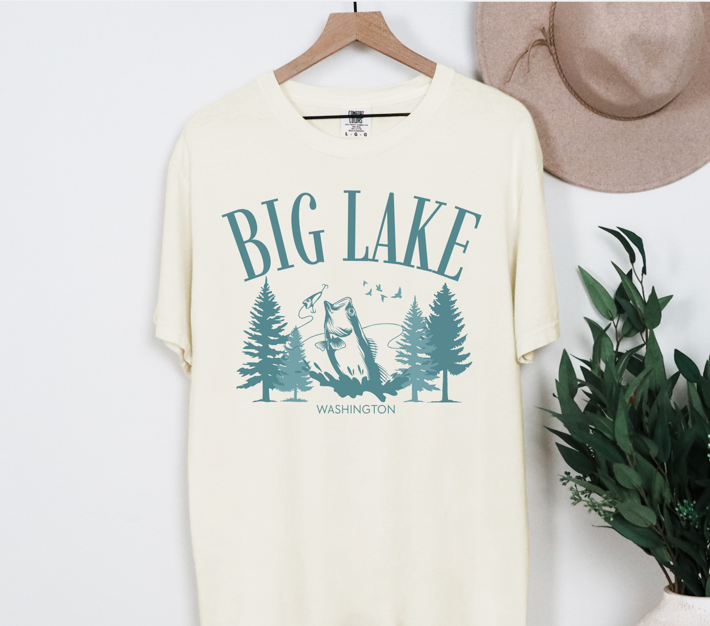 Big Lake Washington Comfort Colors® Hoodie, Tee, or Crewneck – Ivory with Teal Trees & Fish 🌲🐟